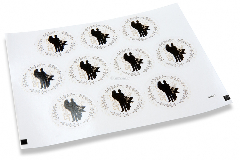 Vjenčane naljepnice za kuverte - muškarac nosi ženu